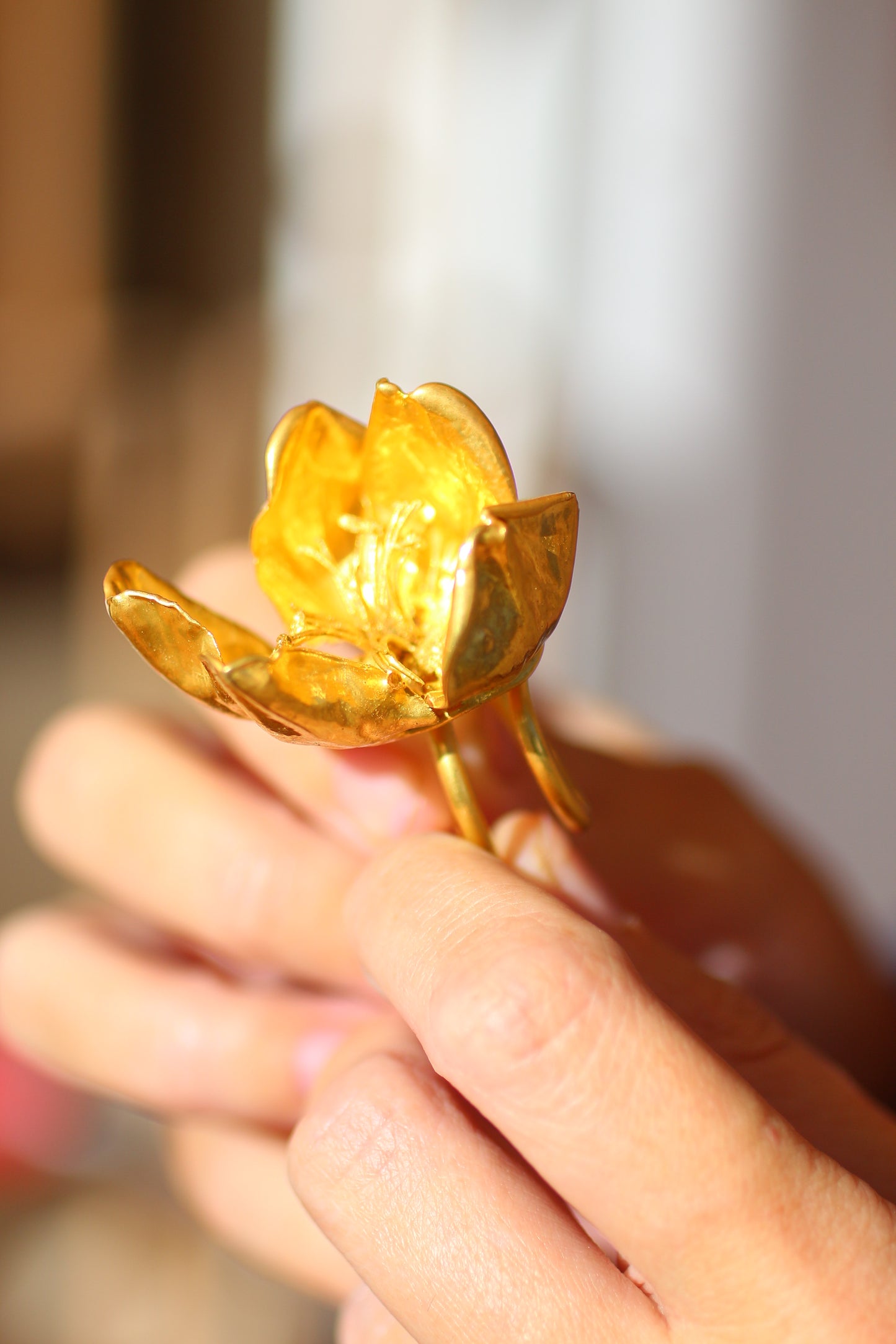 Anel com flor de macieira