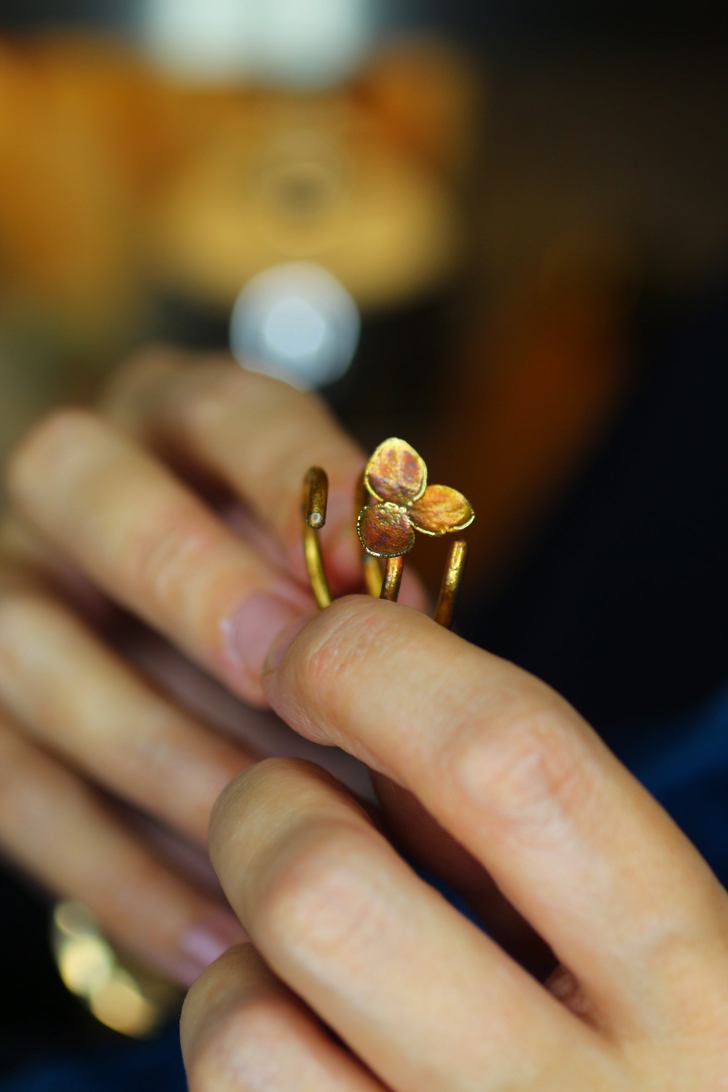 Anel com flor de hortensia