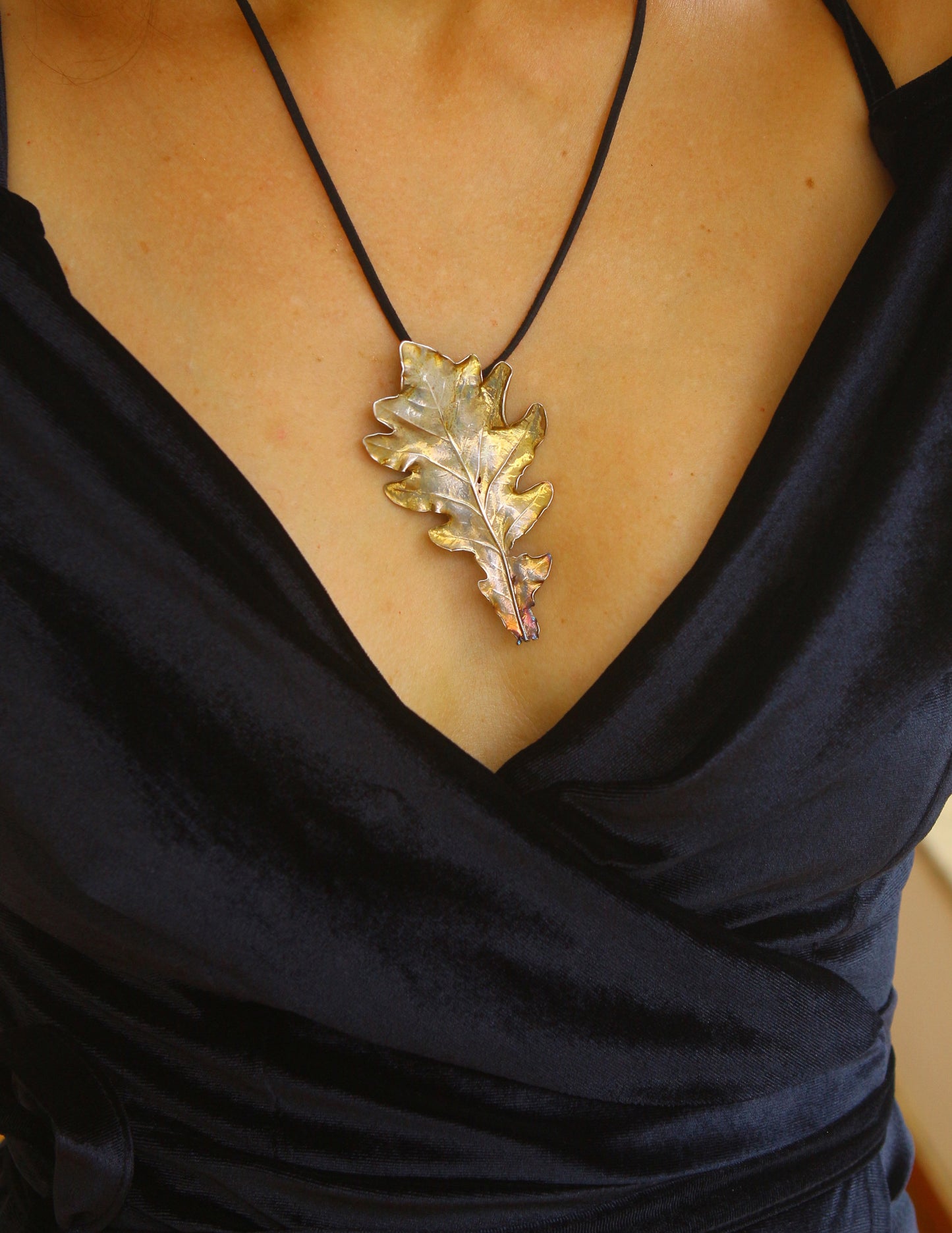 Pendente com folha de carvalho