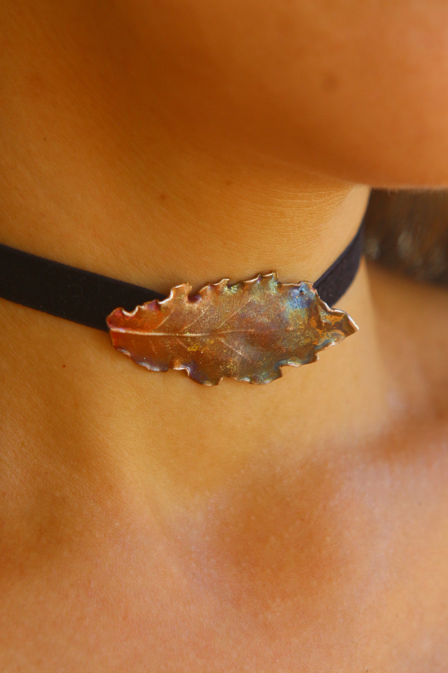 Pendente com folha de carvalho