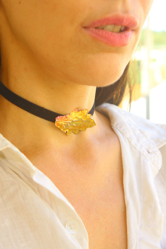 Pendente com folha de carvalho