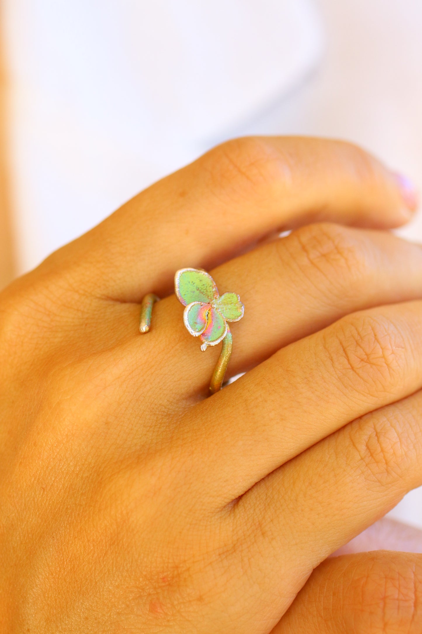 Anel com flor de hortensia