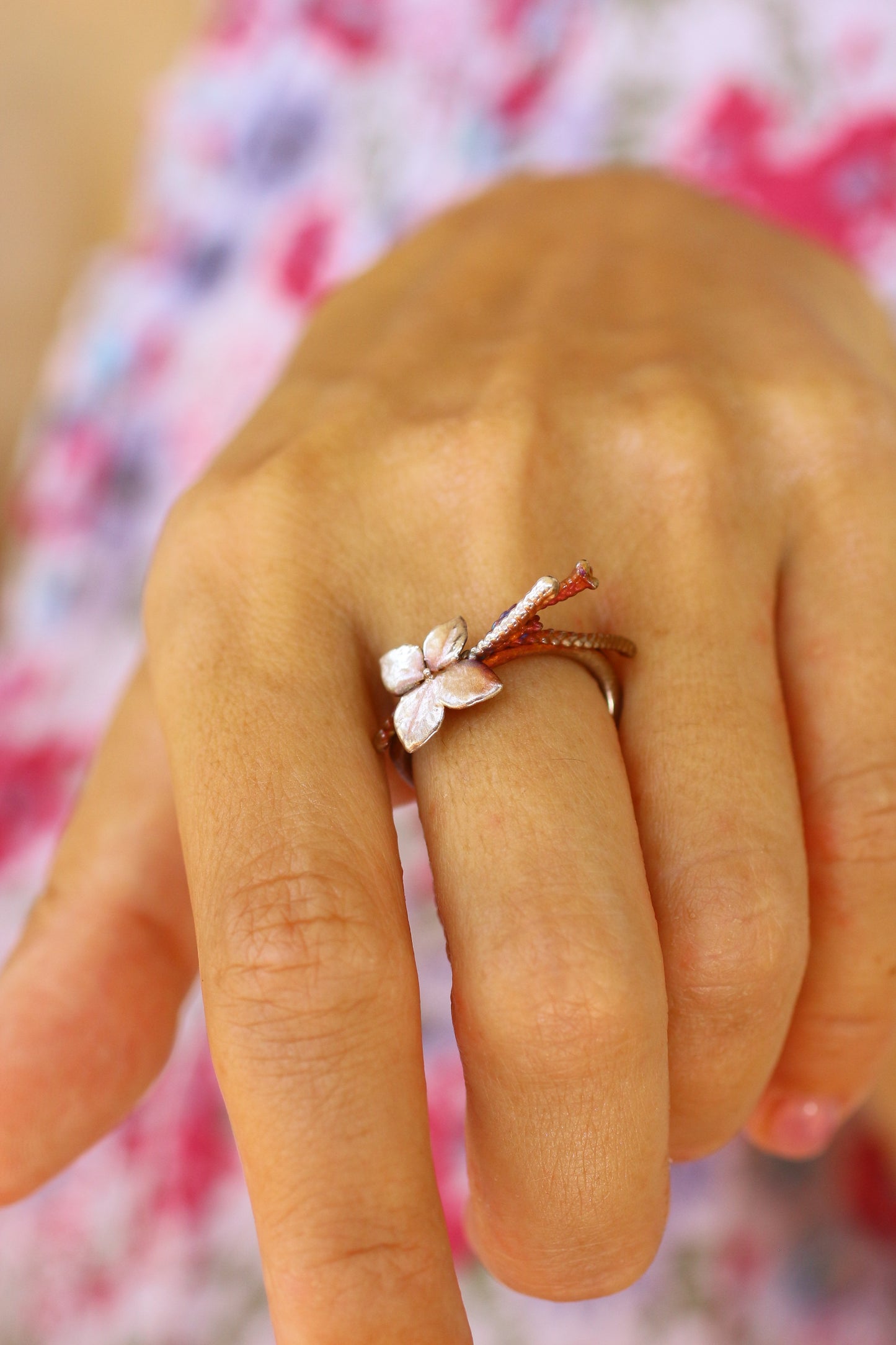Anel com flor de hortensia