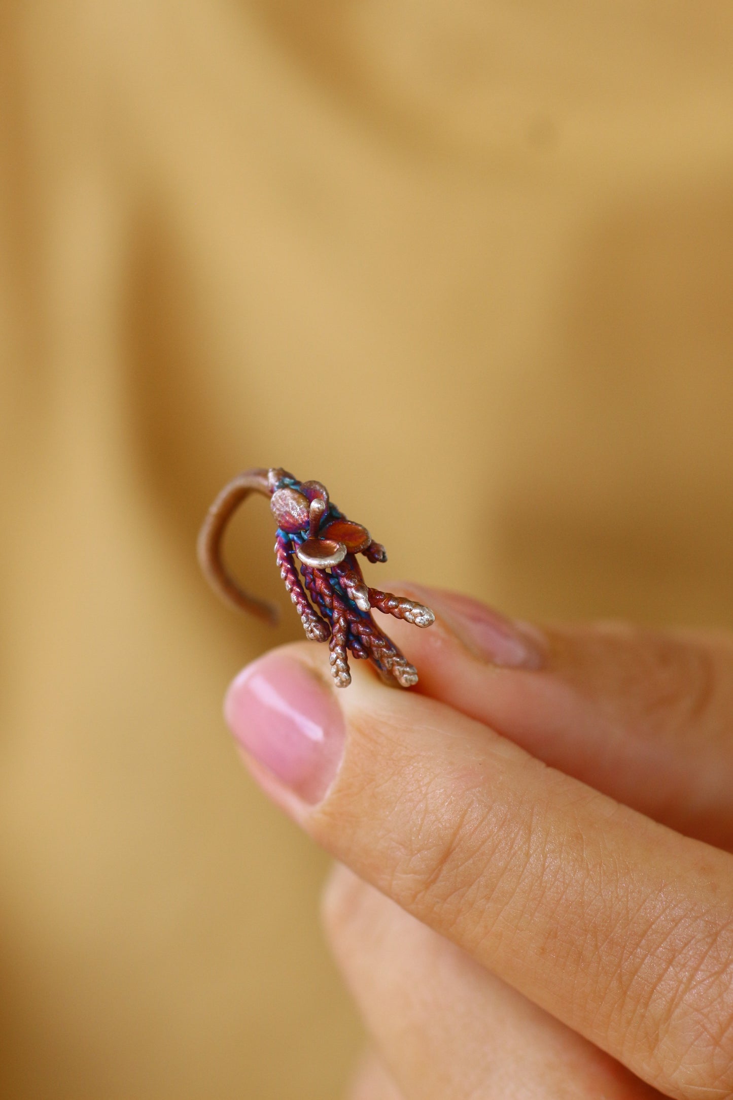 Anel com flor de hortensia