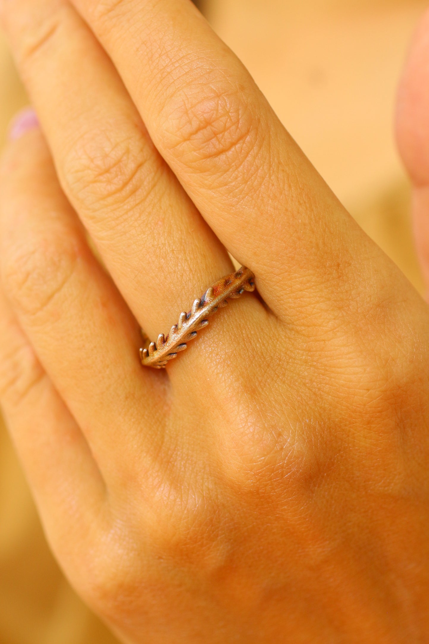 Anel com espiga de erva