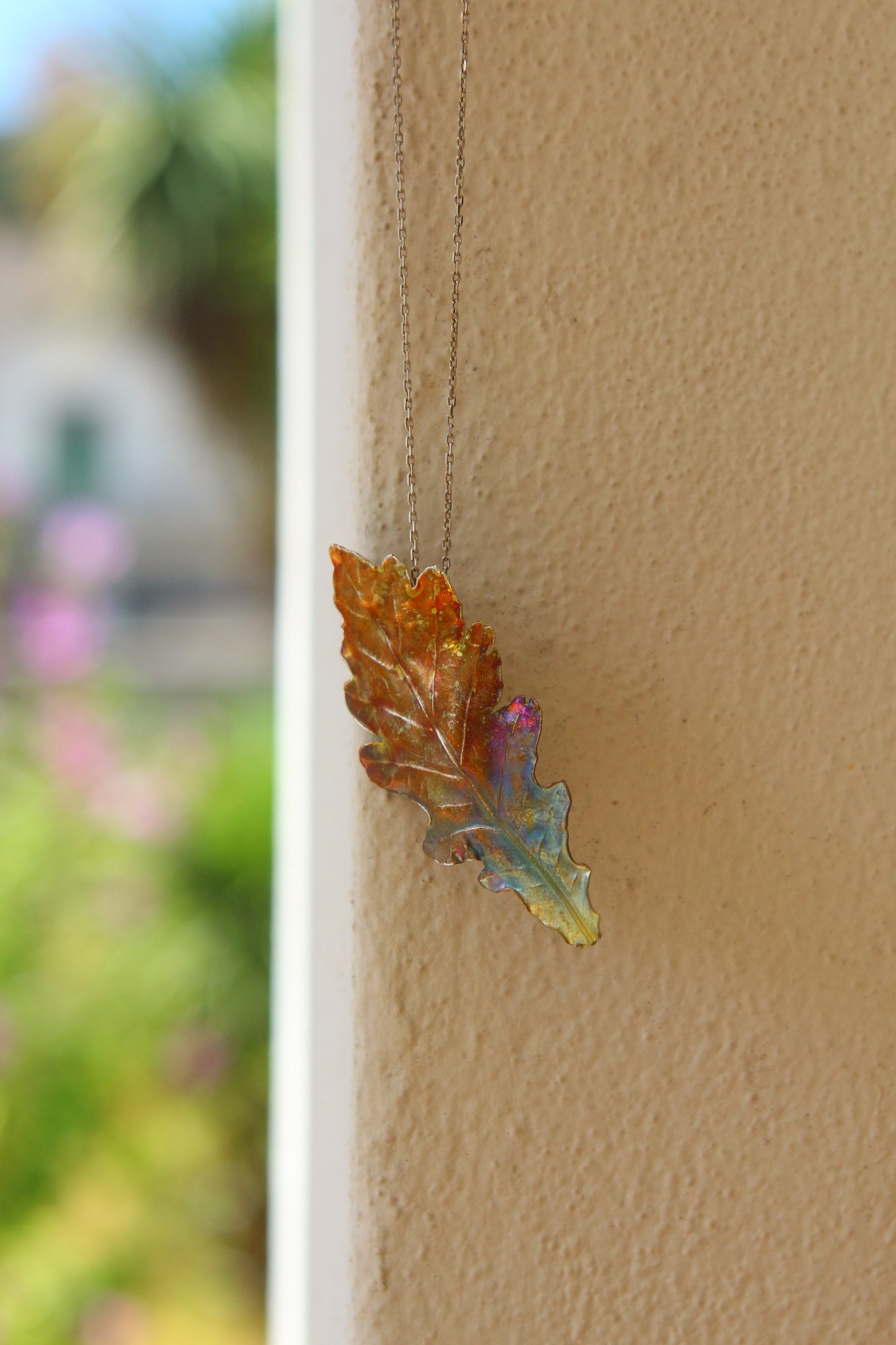 Pendente com folha de carvalho