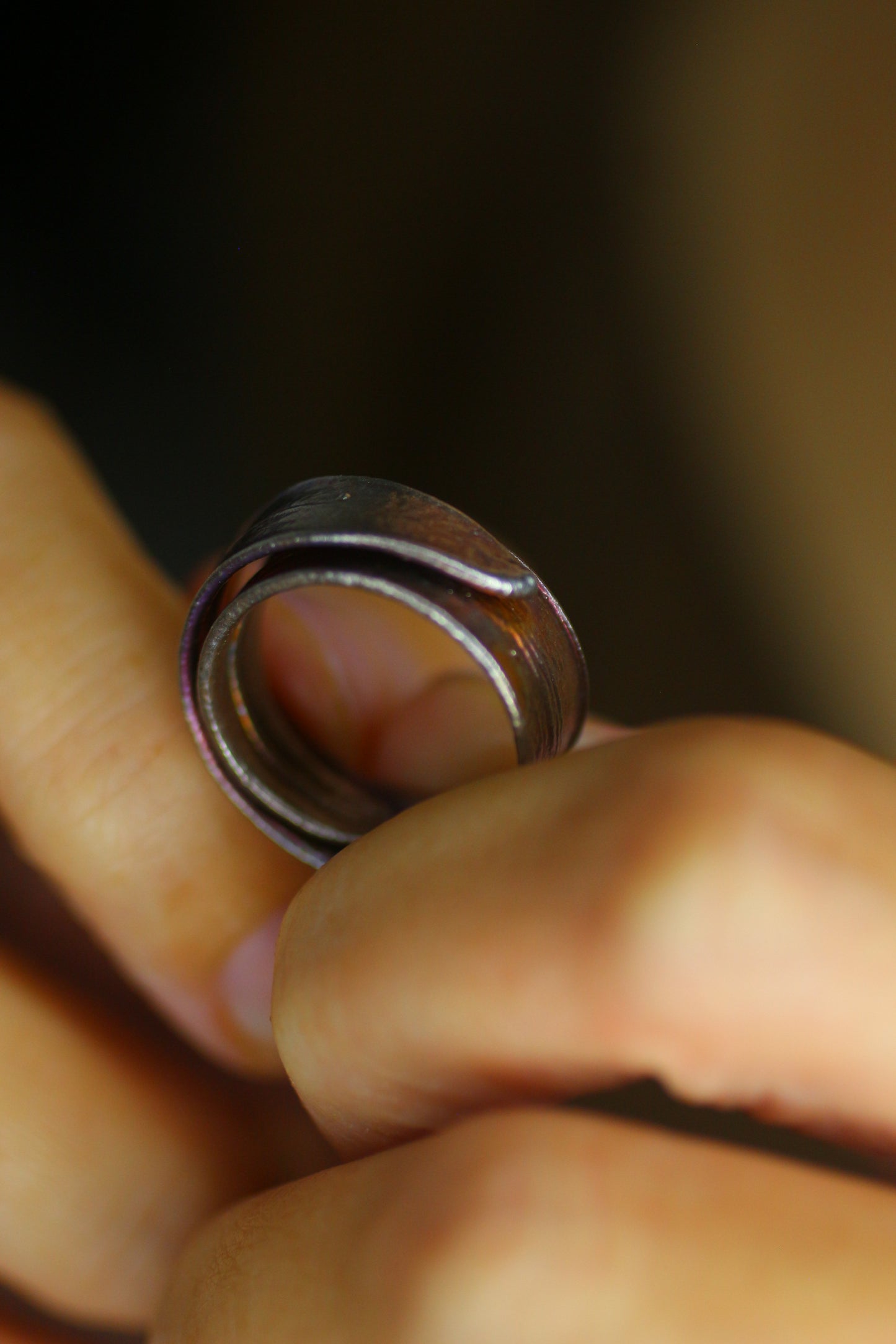 Anel com folha de palmeira