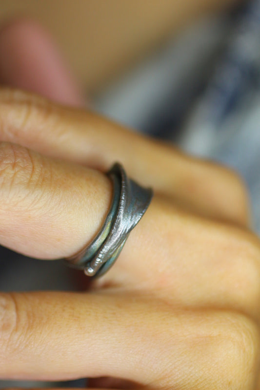 Anel com folha de bambu