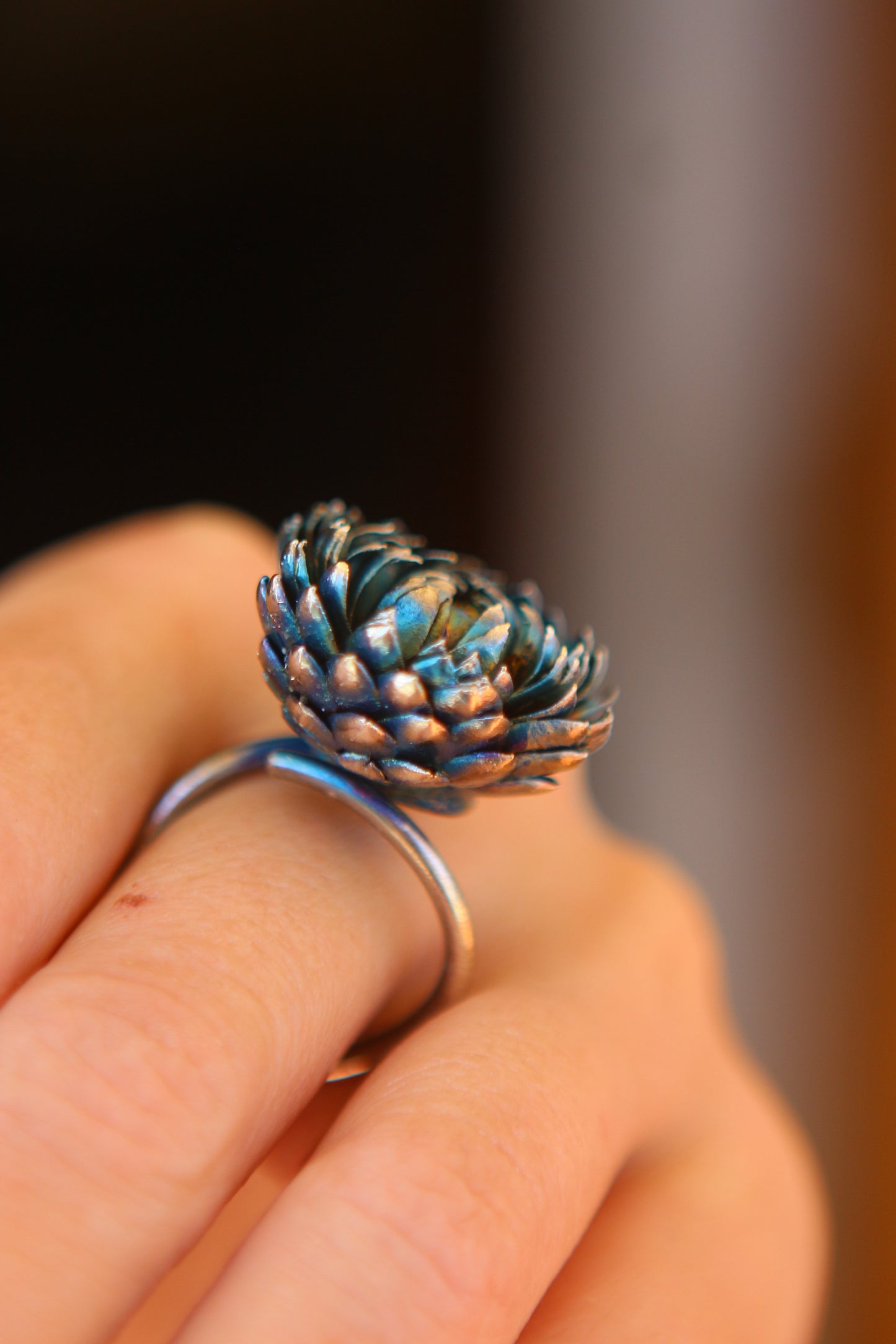 Anel com flor de xerochrysum