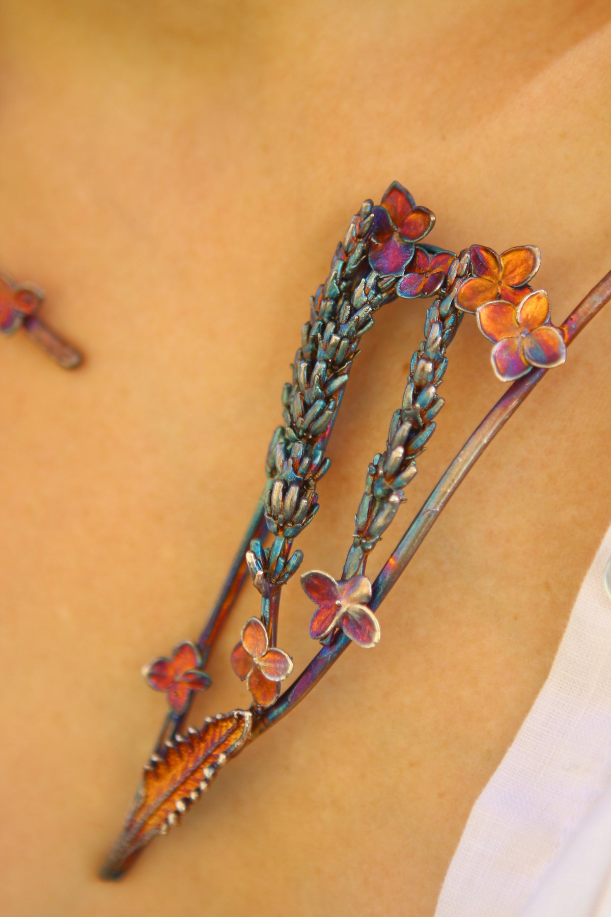 Colar com flores de lavanda