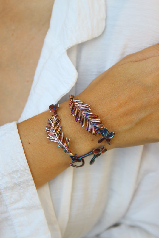 Pulseira com ramos de teixo