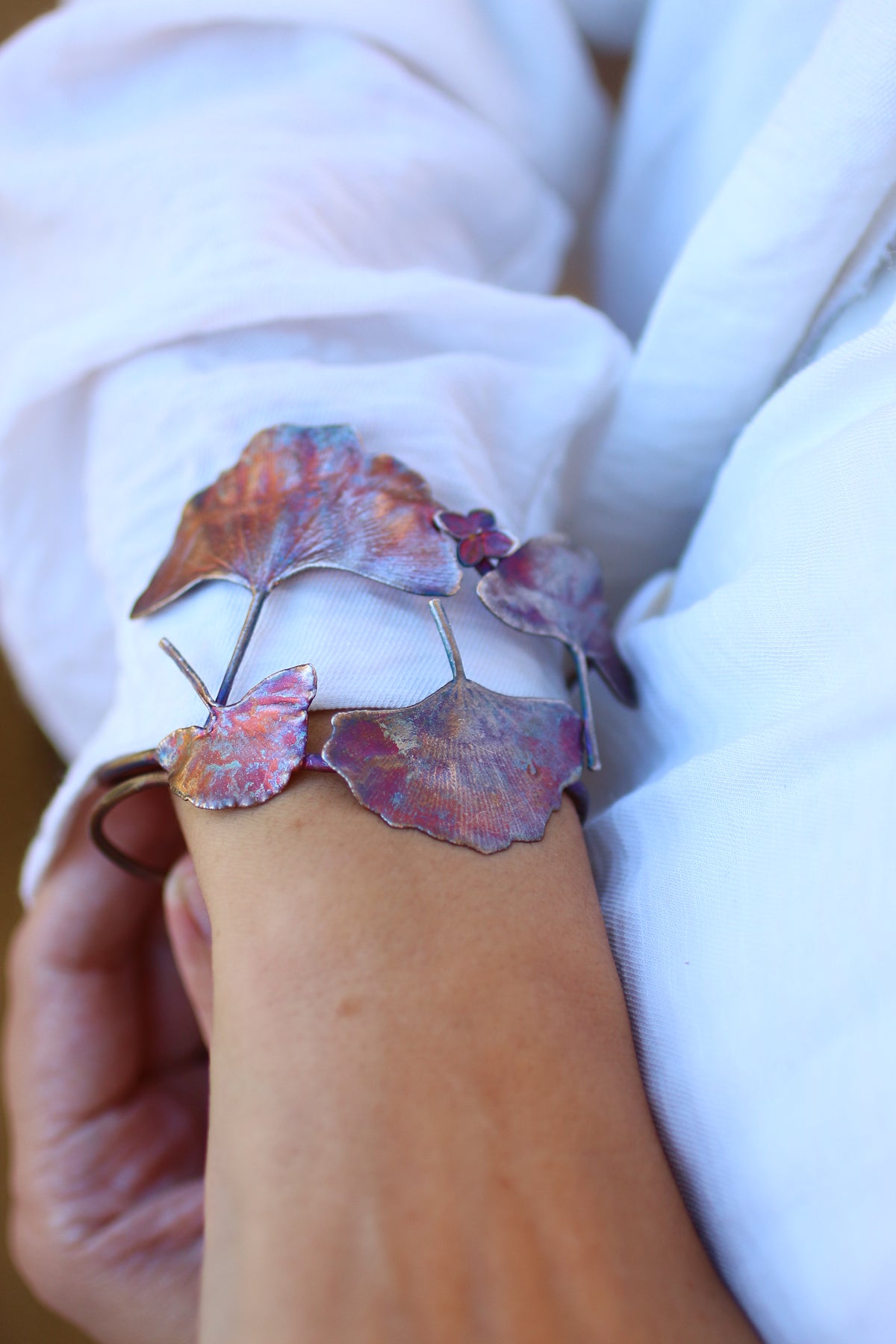 Pulseira com folhas de Gingko