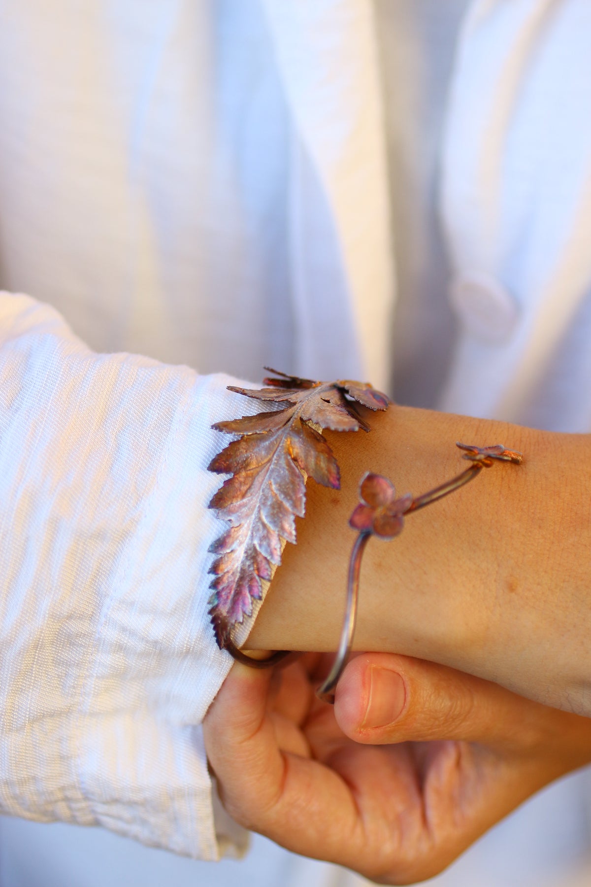 Pulseira com folha de feto